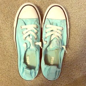 Women’s Converse 💙💙